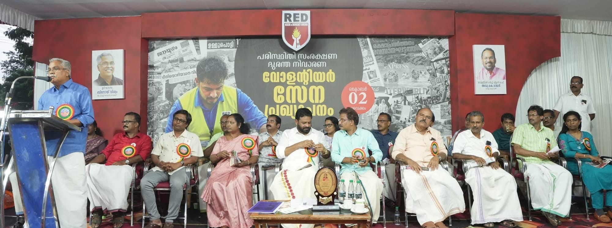 രാജ്യം ഭരിക്കുന്നവർ ഗാന്ധിജിയെ നിറയൊഴിച്ച് കൊന്ന ആശയത്തിന്റെ പിൻ മുറക്കാർ: ബിനോയ് വിശ്വം