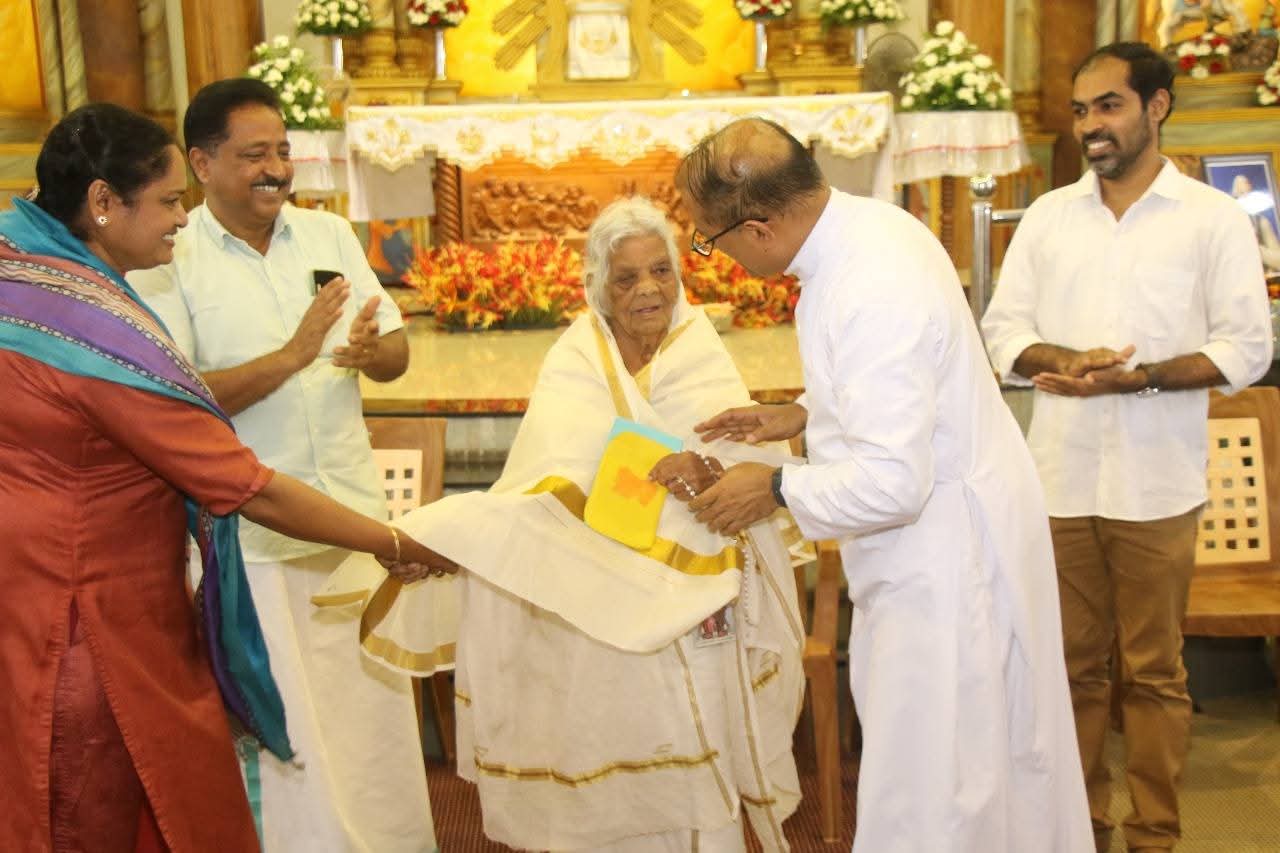 തലമുറകളുടെ ഒത്തു ചേരൽ ചരിത്രമായി