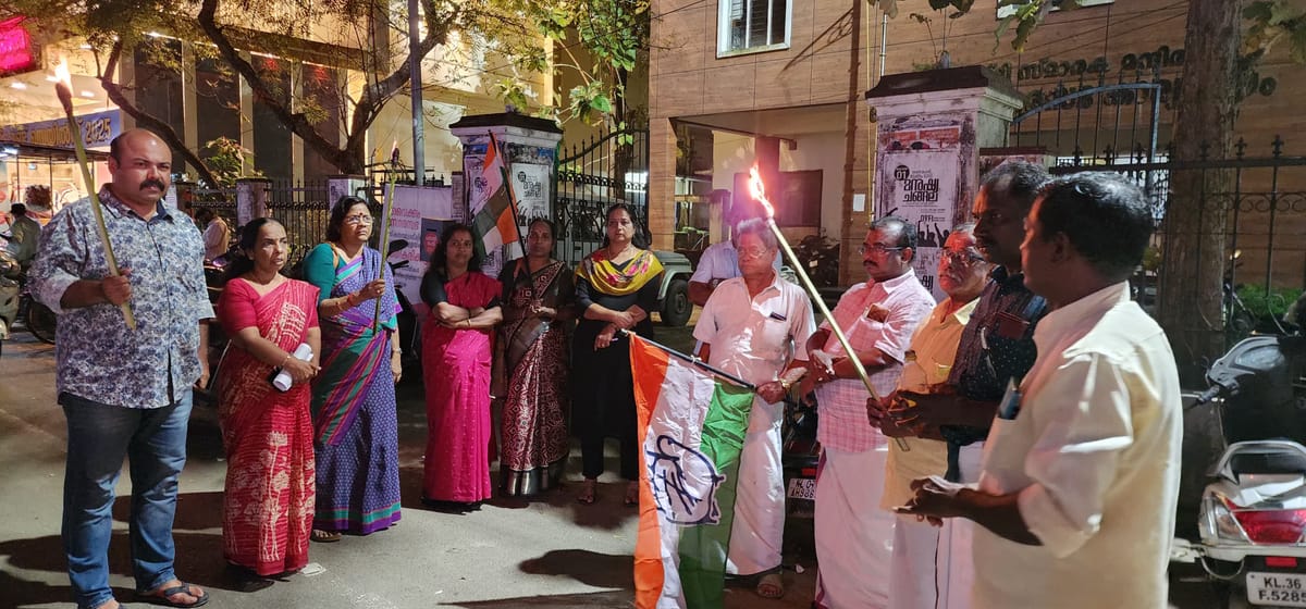 ദേവസം മന്ത്രി വി.എൻ. വാസവൻ രാജിവെക്കുക: കോൺഗ്രസ് മണ്ഡലം കമ്മിറ്റി