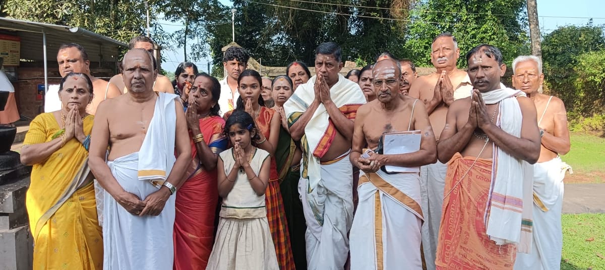 വടയാർ സമൂഹം  വിവിധ ക്ഷേത്രങ്ങളിൽ ദർശനം നടത്തി