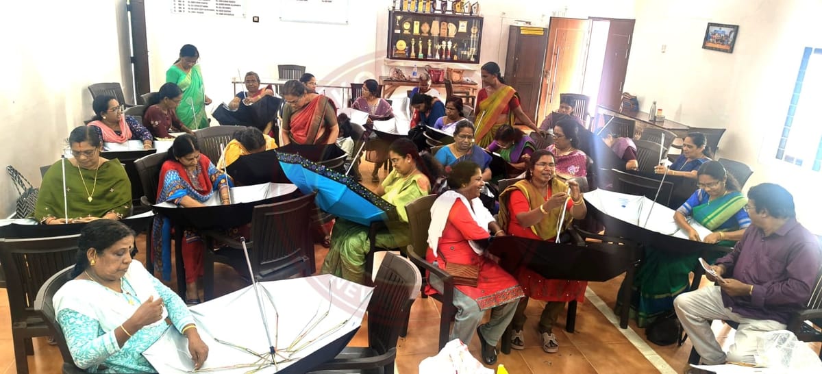 വനിതകൾക്കായി കുട നിർമ്മാണ പരിശീലനം ആരംഭിച്ചു