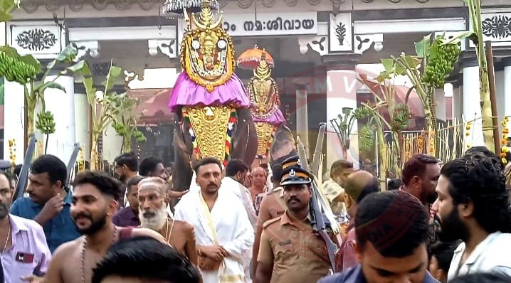 വൈക്കം മഹാദേവ ക്ഷേത്രത്തിലെ കുംഭാഷ്ടമി എഴുന്നള്ളിപ്പ്