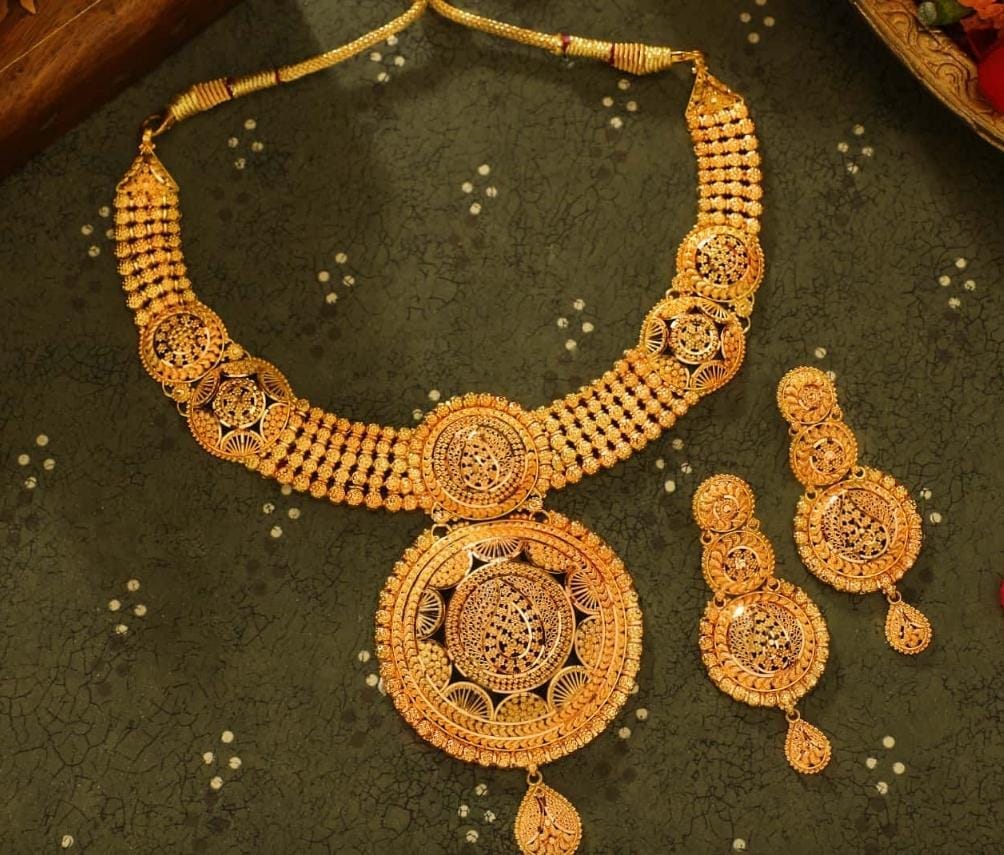 സ്വർണവില കുത്തനെ ഇടിഞ്ഞു, പവന് കുറഞ്ഞത് 4360 രൂപ