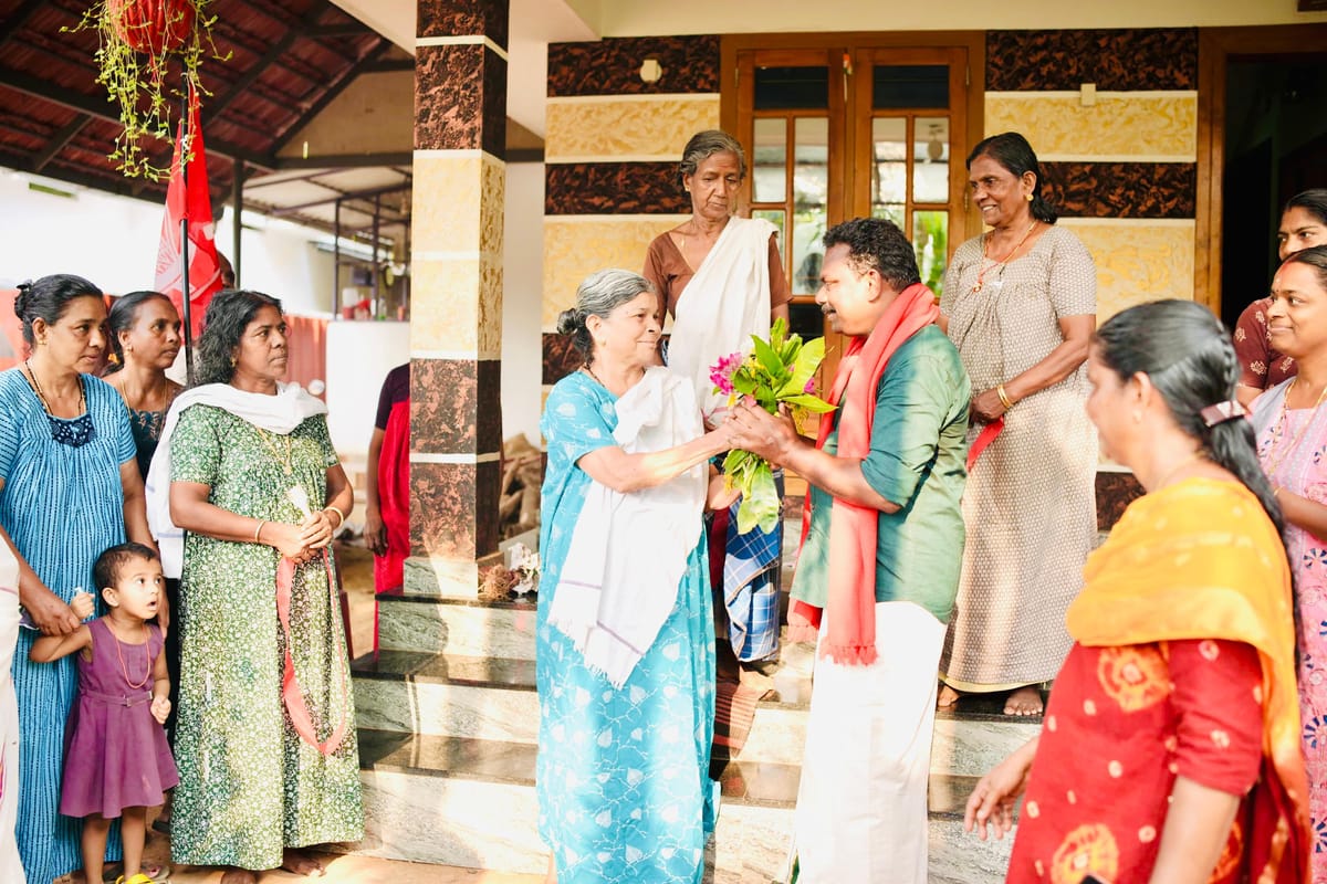 വൈക്കത്തിന്റെ നെല്ലറയിലൂടെ പി. പ്രദീപ്