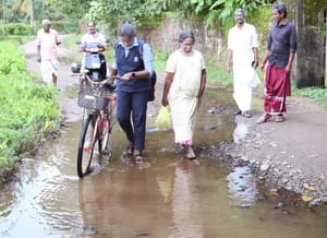 ആയുർവേദപടി-പാലയ്ക്കൽ ഓർശ്ലേം റോഡിന്റെ ശോച്യാവസ്ഥയ്ക്ക്  മൂന്നു പതി​റ്റാണ്ട്