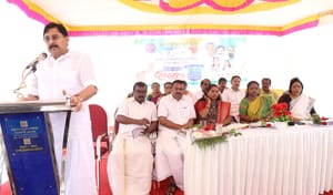 കായികമേഖലയിൽ സമഗ്ര വികസനം:  വൈക്കത്ത് രണ്ടു സ്‌റ്റേഡിയങ്ങളുടെ നിർമാണോദ്ഘാടനം നടത്തി