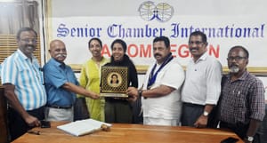 ഐ.പി.എസ് ലഭിച്ച ദേവീ കൃഷ്ണയെ ആദരിച്ചു