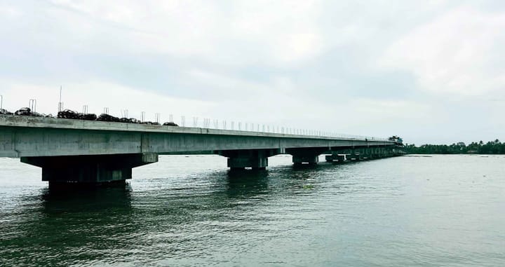 നേരേകടവ് - മാക്കേകടവ് പാലം; 60 ശതമാനം നിർമാണ ജോലികൾ പൂർത്തിയായി