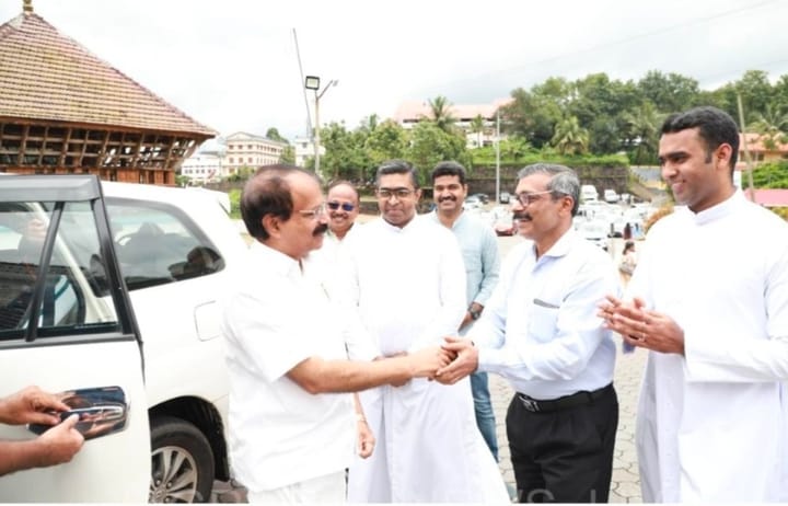 കുറവിലങ്ങാട് ദേവമാതാ കോളജിന് യു.ജി.സിയുടെ ഓട്ടോണമസ് പദവി