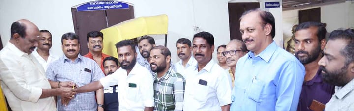 ഗുരുദേവ ജയന്തിയുടെ മുന്നോടിയായി എസ്.എൻ.ഡി.പി യൂത്ത് മുവ്‌മെന്റ് യൂണിയൻ സ്‌നേഹബന്ധൻ ചാർത്തൽ ദിനം ആചരിച്ചു