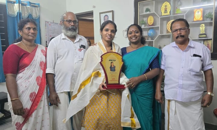 റാങ്ക് ജേതാവിനെ അനുമോദിച്ചു