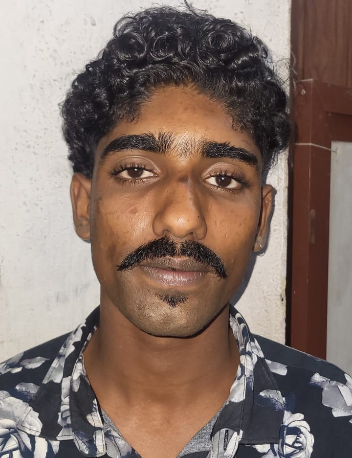 തലയോലപ്പറമ്പിൽ മധ്യവയസ്കന്റെ  ഫോൺ തട്ടിയെടുത്ത പ്രതിയെ പോലീസ് പിടികൂടി