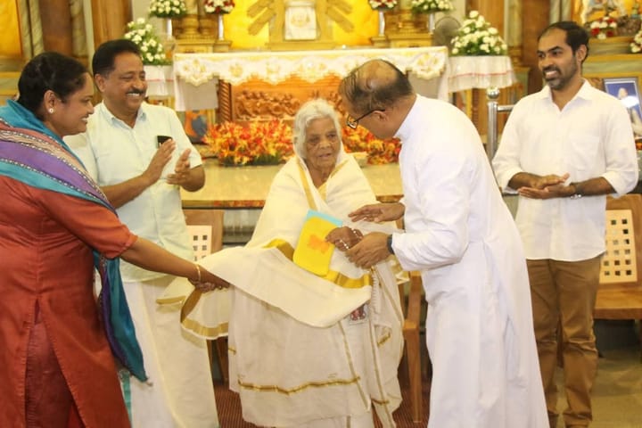 തലമുറകളുടെ ഒത്തു ചേരൽ ചരിത്രമായി