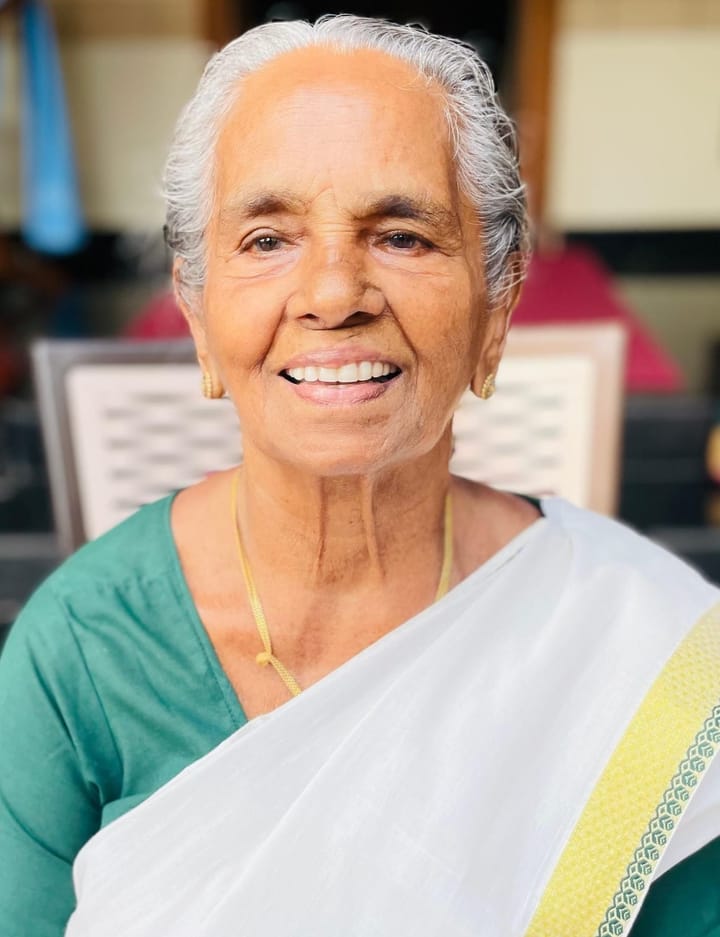 സരസമ്മ സദാശിവൻ (94)