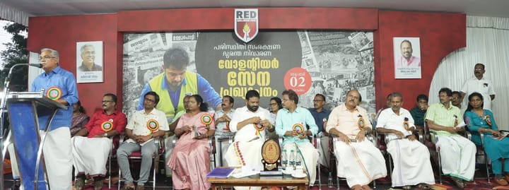 രാജ്യം ഭരിക്കുന്നവർ ഗാന്ധിജിയെ നിറയൊഴിച്ച് കൊന്ന ആശയത്തിന്റെ പിൻ മുറക്കാർ: ബിനോയ് വിശ്വം