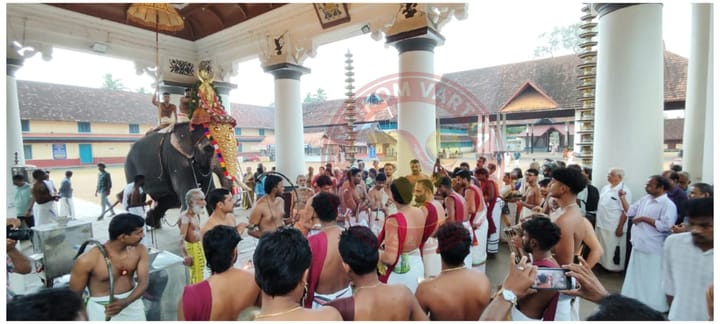 ശ്രീമഹാദേവൻ്റെ രാജകീയ എഴുന്നള്ളത്തുകൾക്ക് തുടക്കം