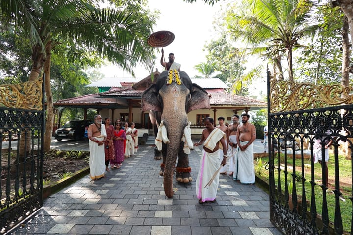 ആചാരനിറവിൽ കൊടിയേറ്ററിയിപ്പ്: വൈക്കത്തഷ്ടമിക്ക് നാളെ കൊടിയേറും