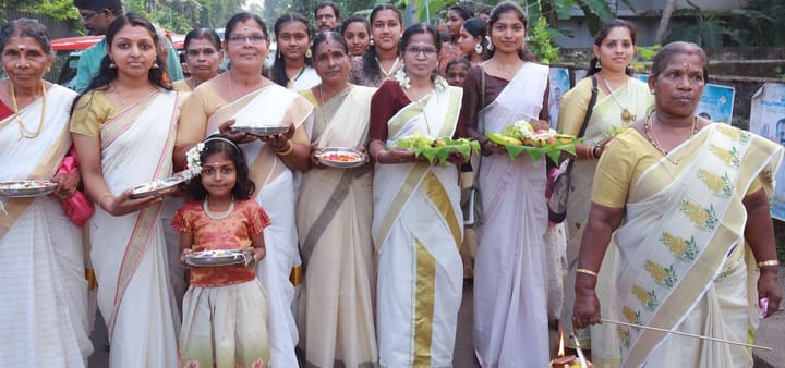 തമിഴ് വിശ്വബ്രഹ്മ സമാജം താലപ്പൊലി