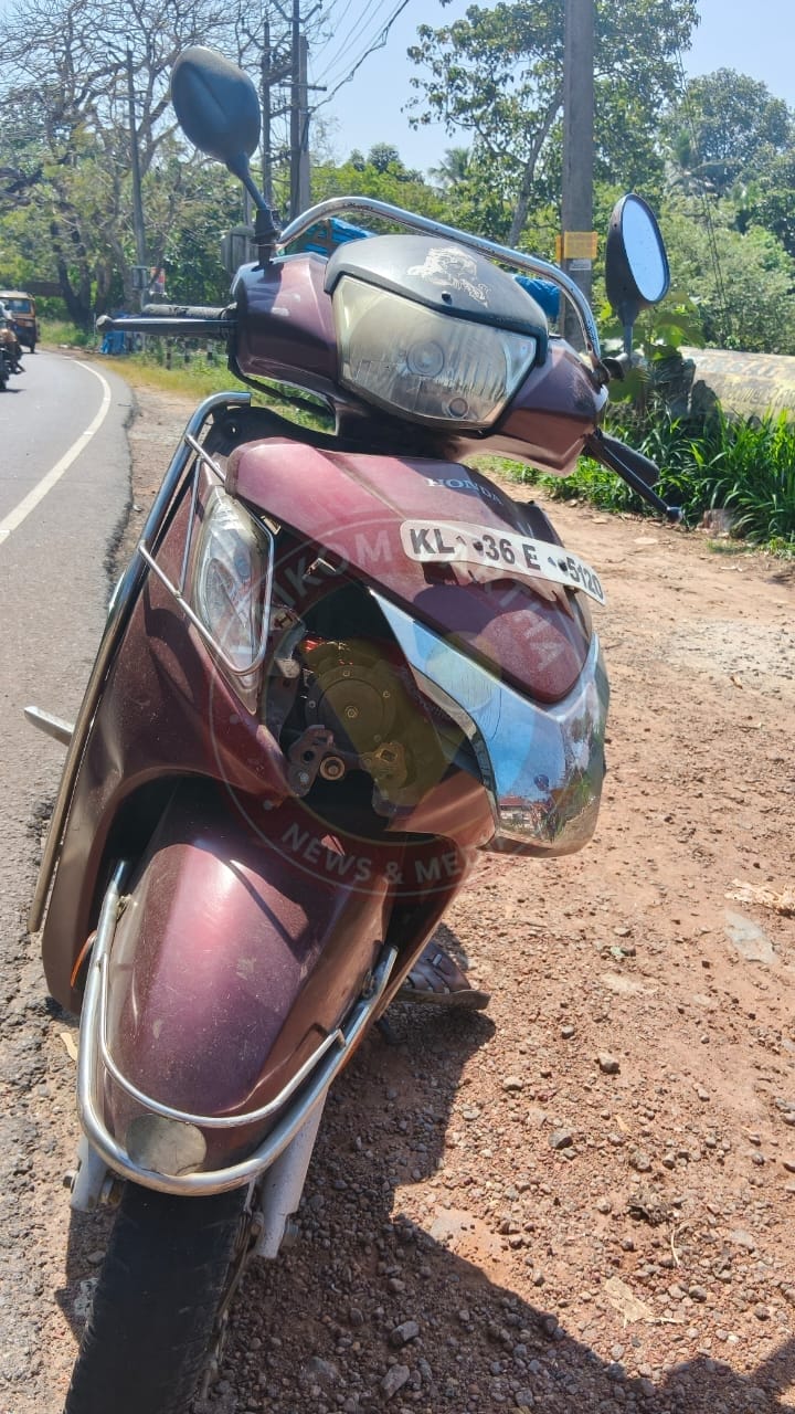 കാറും ബൈക്കും കൂട്ടിയിടിച്ച് രണ്ടു പേർക്ക് പരിക്കേറ്റു