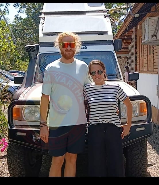 മലയാളികളുടെ മനം കവർന്ന് വിദേശ ദമ്പതികൾ