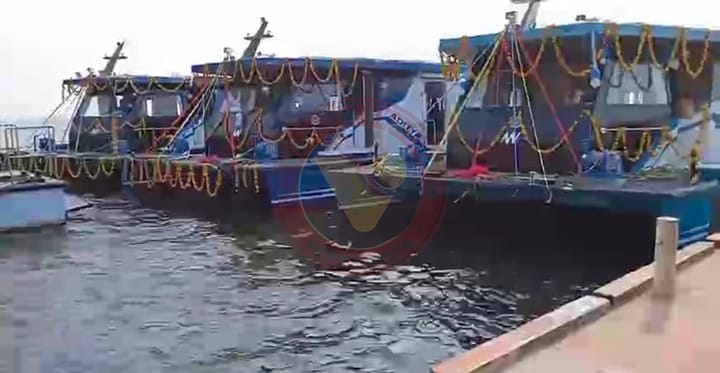 ദാ...വന്നു, ദേ പോയി...