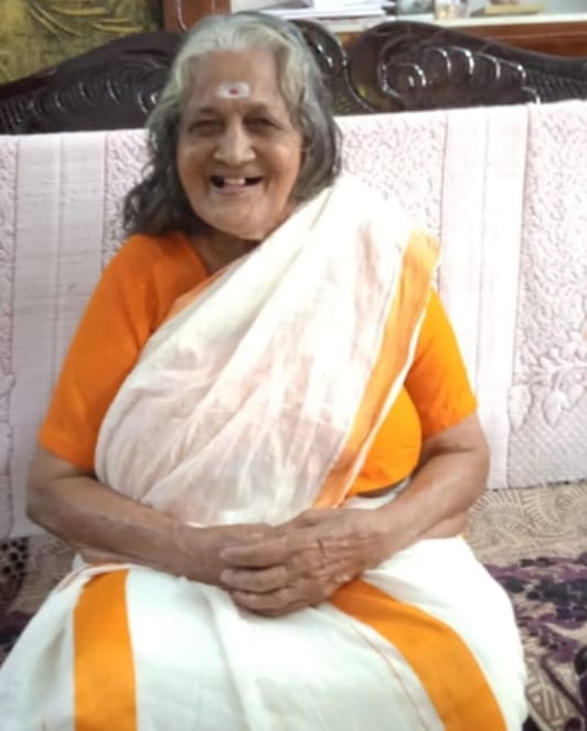 അമ്മിണി (90)
