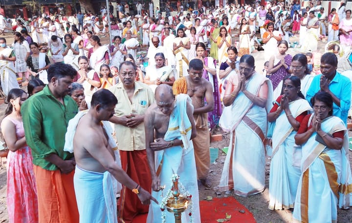 പനയ്ക്കല്‍ ഭഗവതിയ്ക്ക് പൊങ്കാലയിട്ട് ഭക്തര്‍ നിര്‍വൃതി കൊണ്ടു