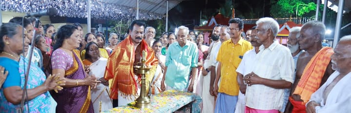 നേരേകടവ് ശ്രീഭദ്രാദേവി ക്ഷേത്രത്തില്‍ സര്‍വ്വൈശ്വര്യപൂജ ഭക്തിസാന്ദ്രം