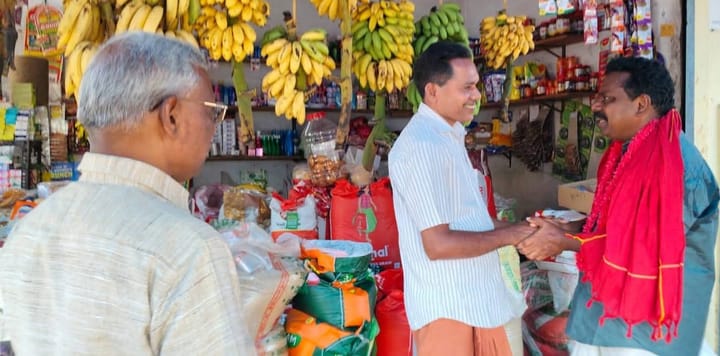 ചെമ്പ് പഞ്ചായത്തിൽ പര്യടനവുമായി പി. പ്രദീപ്