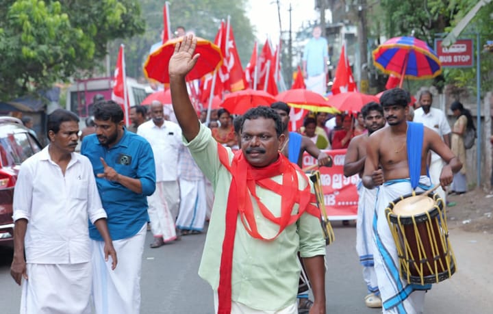 പി. പ്രദീപിന്റെ പര്യടനം മറവന്തുരുത്തിൽ