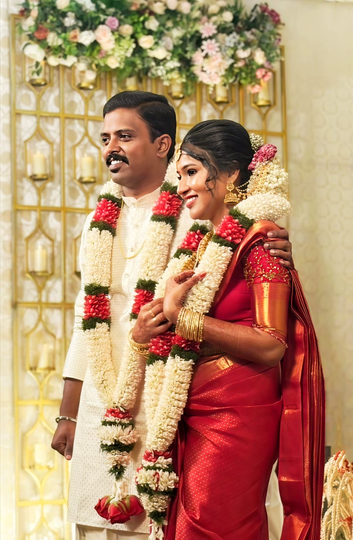 വിവാഹിതരായി