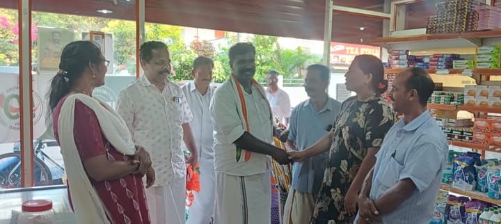 മുറിഞ്ഞപുഴയിൽ നിന്ന് കാട്ടിക്കുന്നിലേക്ക് കെ. ബിനിമോൻ്റെ കാൽനട പര്യടനം