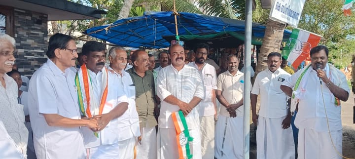 യു.ഡി.എഫ് സ്ഥാനാർത്ഥി കെ. ബിനിമോൻ്റെ ഭവന സന്ദർശനം ടി.വി. പുരത്ത്